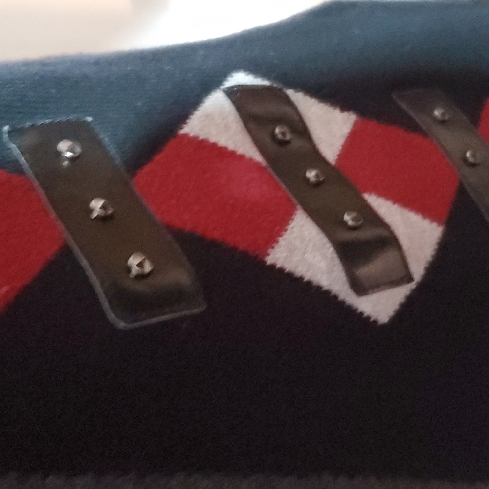 Funky sweater - Picture 4 of 7